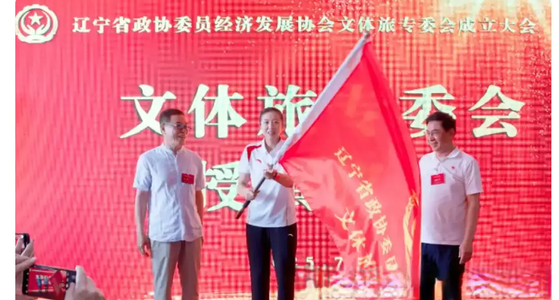 朱婷袁心玥, 国女排而言, 的意思