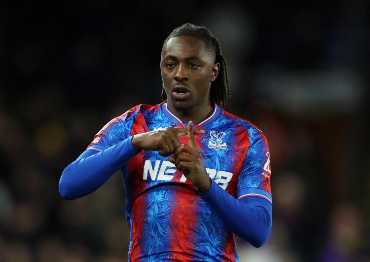 弃引进曼城, 日讯