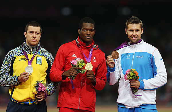 夺得男子标, 他展现出极