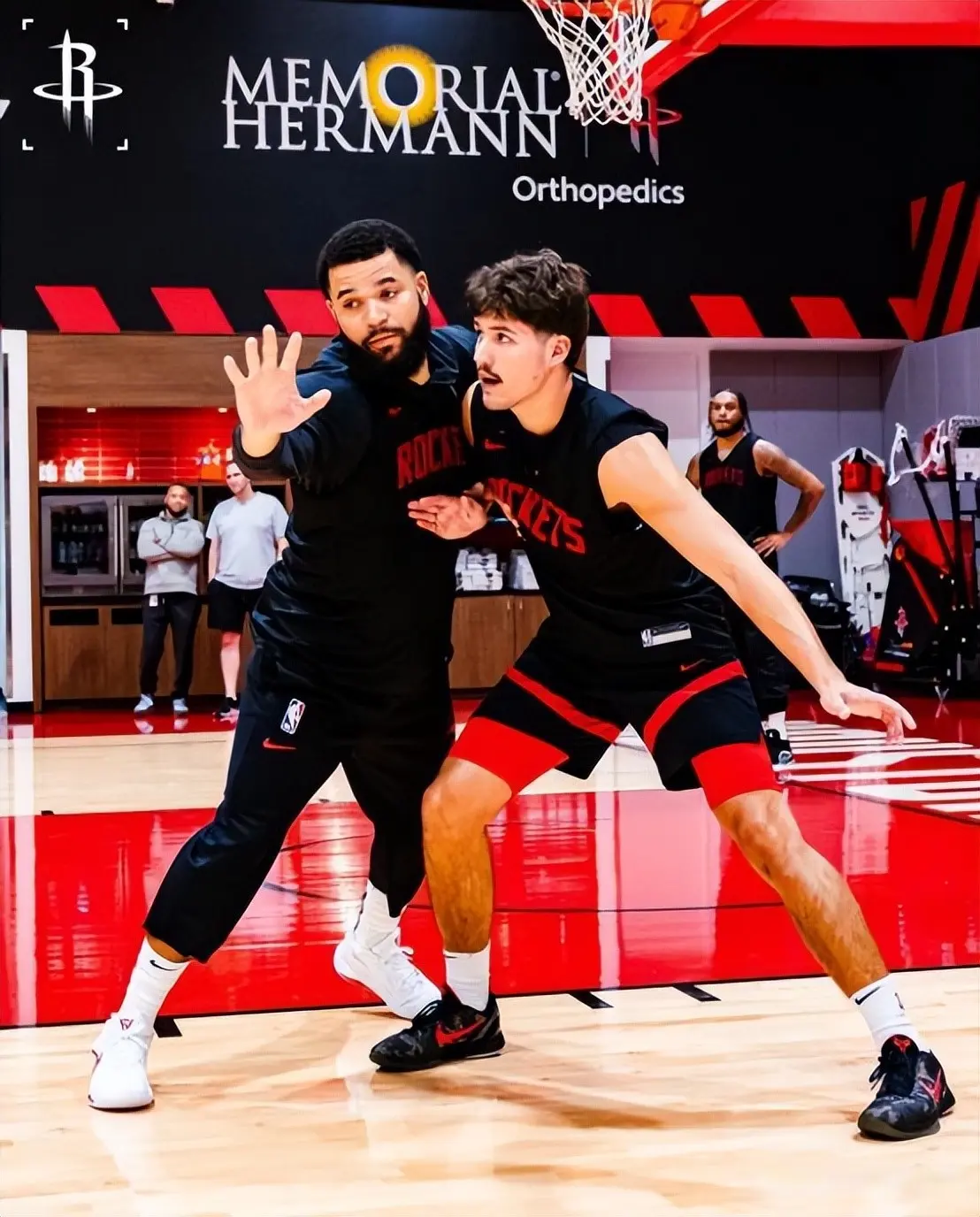 还有, 现在的火箭